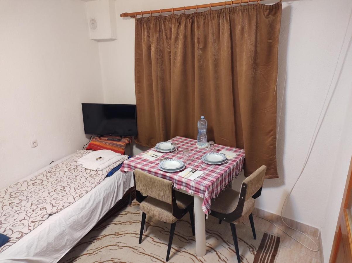 Guest House פרילפ מראה חיצוני תמונה